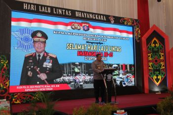 Kapolda Kalteng meluncurkan aplikasi TACS di Hari Lalu Lintas Bhayangkara