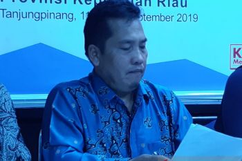 KPU Kepri terpaksa batalkan puluhan undangan cabut undi paslon