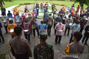 Pegawai Pemkot Palu ucapkan ikrar netralitas ASN