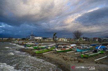 Kebutuhan tempat tambatan perahu di pantai Palu