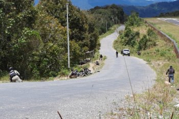 Tim gabungan TNI-Polri kejar KKB Intan Jaya Papua