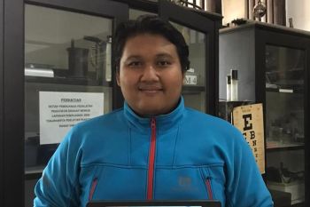 Mahasiswa teknik UMM rancang alat pengukur bending jembatan baja