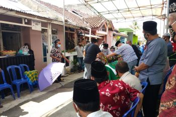 Kabar duka, Yusuf Kohar sambangi kediaman mantan petinju Lampung