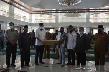 Baznas Padang Panjang salurkan zakat untuk 232 mustahik