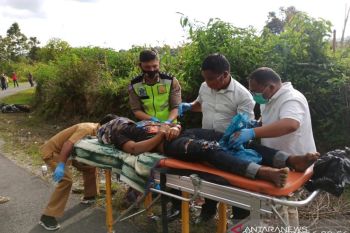 Sopir karyawan perusahaan di Lombok Timur tewas tertindih dump truk