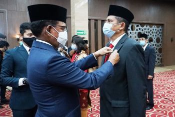 Empat insan Telkomsel peroleh anugerah satyalencana Wirakarya Presiden Jokowi