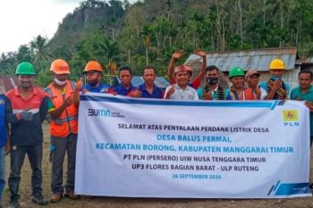 PLN NTT alirkan listrik di dua desa