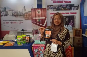 UMKM di Padang luncurkan produk baru akibat sepinya pembeli