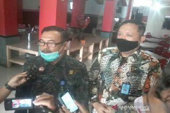 Imigrasi Palu perpanjang izin tinggal WNA