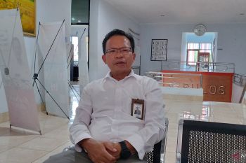 Bulog Sulawesi Tenggara salurkan 5.300 ton beras di tengah pandemi Corona