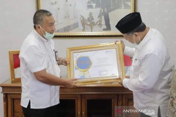 Pemerintah Kota Solok terima penghargaan dari badan pusat statistik