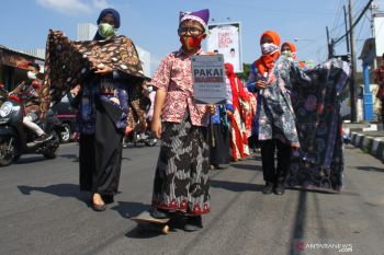 Parade Batik di Malang