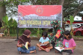 TMMD ke 109 Kodim 0410 adakan perpustakaan keliling