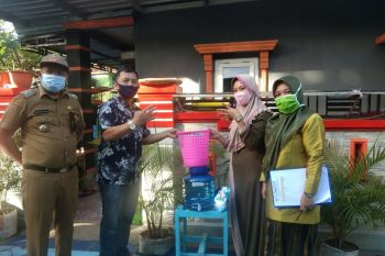 Pelindo IV lakukan bina lingkungan pada warga Kelurahan Tallo Makassar