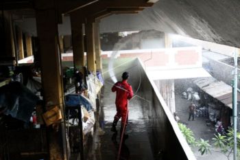Satgas COVID-19 DIY meminta pelaku usaha seimbangkan ekonomi-kesehatan