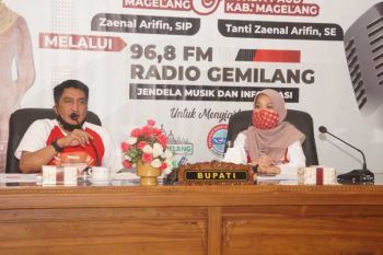 Bupati Magelang luncurkan pembelajaran melalui radio di masa pandemi