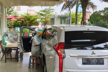 Rumah sakit di Palembamg kembangkan pelayanan  tes cepat "drive thru"