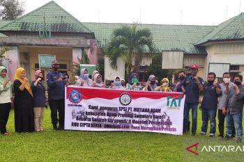 Buruh di Agam tak lakukan aksi penolakan UU Cipta Kerja
