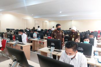 Peserta CPNS Kejati Sulawesi Utara  ikut CBT