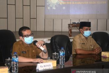 Seluruh guru di Solok Selatan wajib swab test