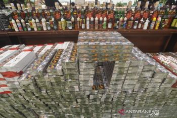 Bea Cukai Pantoloan musnahkan 614 ribu batang rokok ilegal