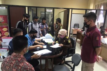 Tersangka kasus korupsi RSUD Padang jadi tahanan jaksa