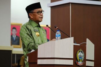 Gubernur Sulsel raih penghargaan pembina K3 dari Kemenaker