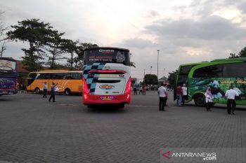 Jumlah bus ke Terminal Induk Jati Kudus menurun