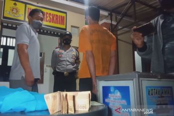 Pria ini curi uang kotak amal masjid untuk belikan tas dan sepatu anaknya