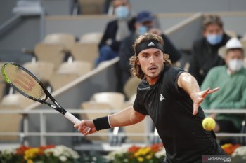 Tsitsipas khawatirkan cedera saat berlaga di ATP Finals