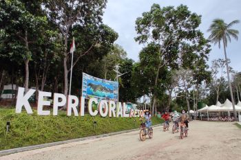 Kemenparekraf ingatkan berwisata lebih nyaman dengan masker
