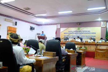 Dihadapan DPRD, Bupati Natuna sampaikan progres pembangunan