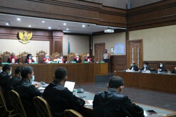 Merugikan negara senilai Rp16,807 triliun, Hendrisman divonis penjara seumur hidup