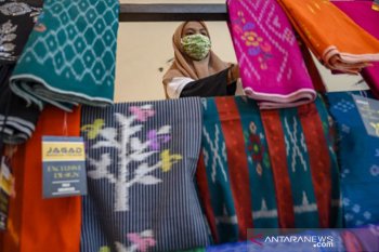 Pameran karya kreatif Indonesia 2020 di Palu