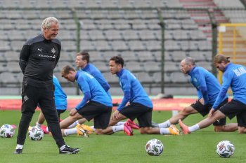 Islandia ganti pelatih gara-gara  COVID-19
