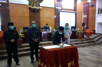 DPRD-Pemprov Sumbar sepakati pendapatan daerah Rp6,4 triliun di KUA PPAS 2021