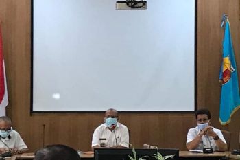 Pjs wali Kota Solok minta ASN tetap jaga  komitmen protokol kesehatan COVID-19