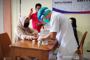 Warga antusias berobat gratis di Posko HARATI