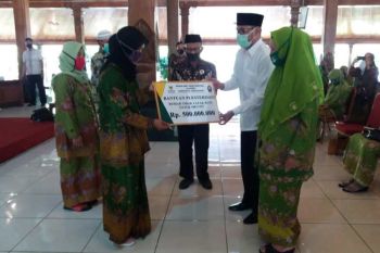 Baznas Temanggung bantu dana plesterisasi 500 rumah warga miskin