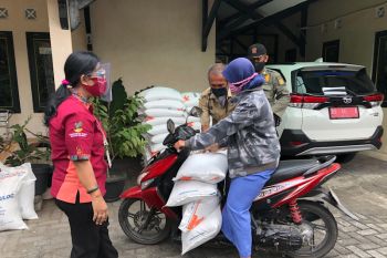 Yogyakarta mulai distribusikan bansos beras tahap akhir