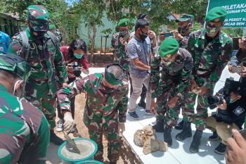 Danrem 143/Halu Oleo ingatkan personel TNI netral di Pilkada