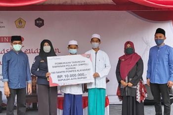 OJK ajak Ponpes Alkhairaat tingkatkan literasi dan inklusi keuangan santri di Sulteng