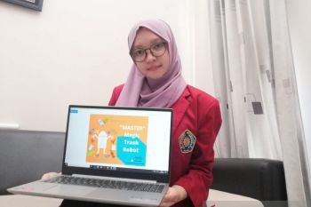 Dua mahasiswa UMM ciptakan robot pengolah sampah