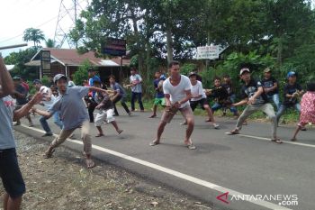 Vice Mayor of Payakumbuh targeted "Pacu Itiak" to improve  economy