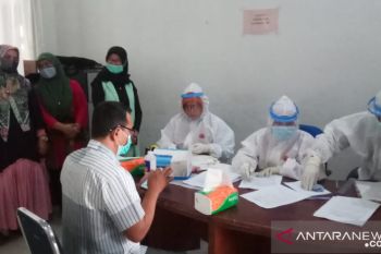 Tambahan 10 orang kasus positif COVID-19 di Solok Selatan berprofesi sebagai guru