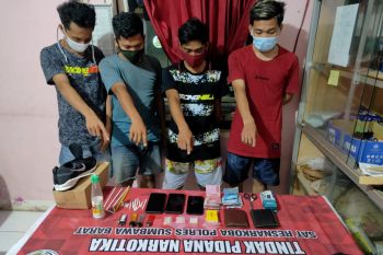 Kuasai dan edarkan sabu, 4 pemuda di Arab Kenangan KSB diringkus polisi
