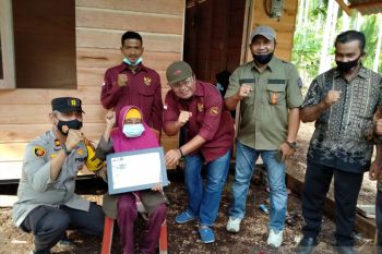Mewujudkan rumah baru untuk Mbah Rukini