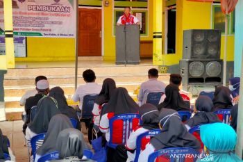 BLK Kendari memberi keterampilan kerja warga Kabupaten Wakatobi