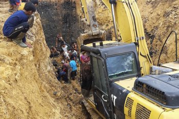 Longsor di Muara Enim, 11 orang tewas