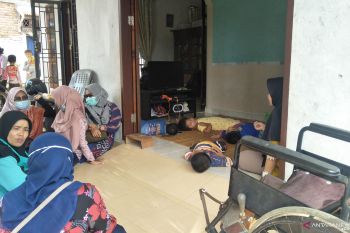 Tiga bersaudara penderita tulang rapuh di Pariaman  mulai dapat perhatian